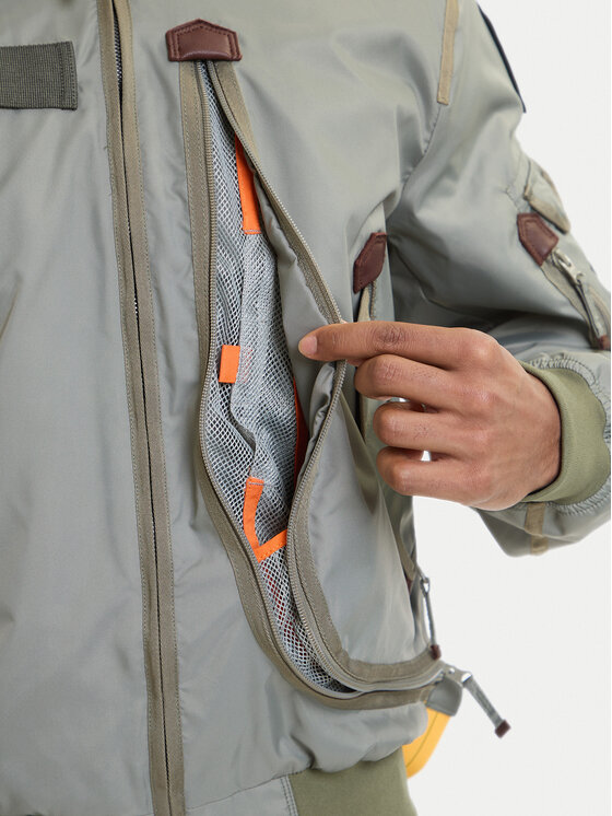 Parajumpers Parajumpers Prechodná bunda Wes 26SMPMJKMA02 Zelená Regular Fit