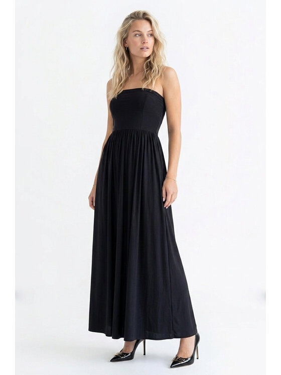 FIGL FIGL Večerné šaty M1344 Čierna Straight Fit