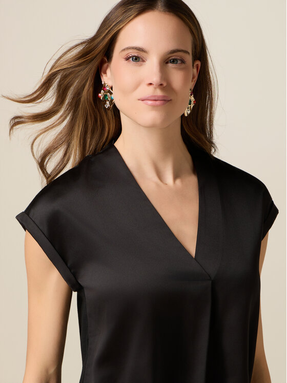 Oltre Oltre T-shirt G268J204323N033 Nero Regular Fit