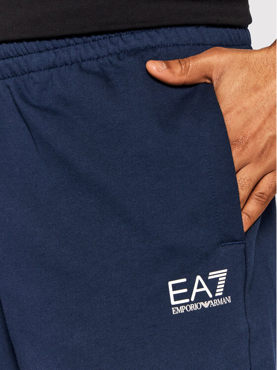 EA7 Emporio Armani EA7 Emporio Armani Pantaloncini sportivi 3LPS64 PJFGZ 1554 Blu scuro Regular Fit