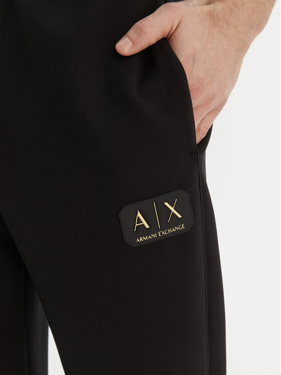 Armani Exchange Armani Exchange Spodnji del trenirke XM001774 AF19936 UC001 Črna Regular Fit