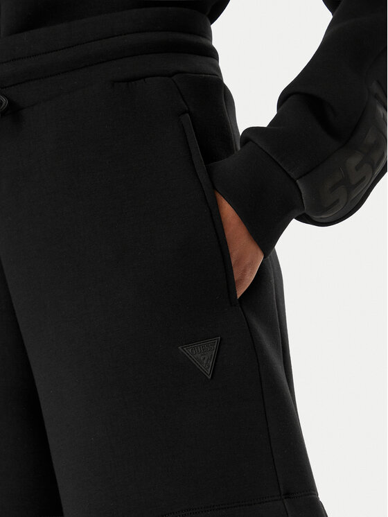 Guess Guess Pantaloncini sportivi Elly V2YD10 K7UW2 Nero Relaxed Fit