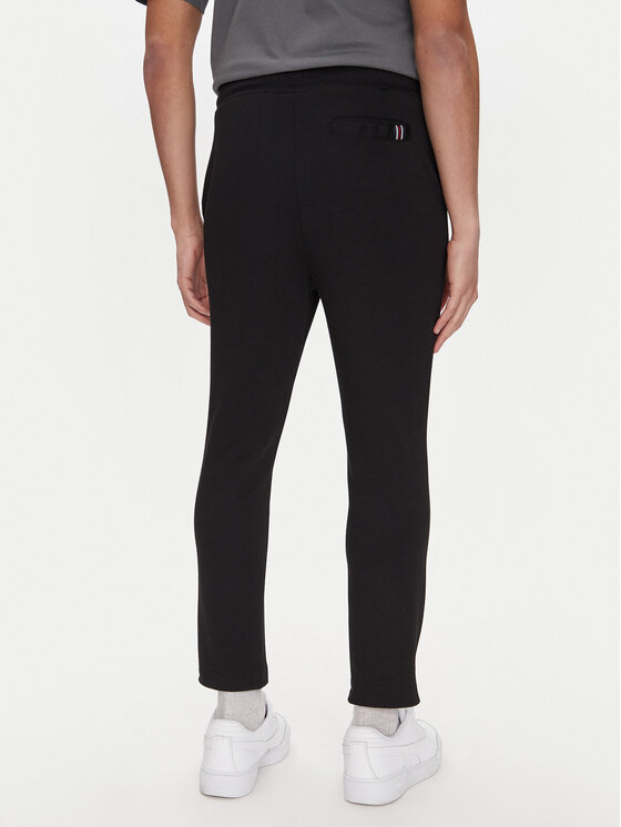 Fila Fila Pantaloni da tuta Lobbes FAM0922 Nero Tapered Fit