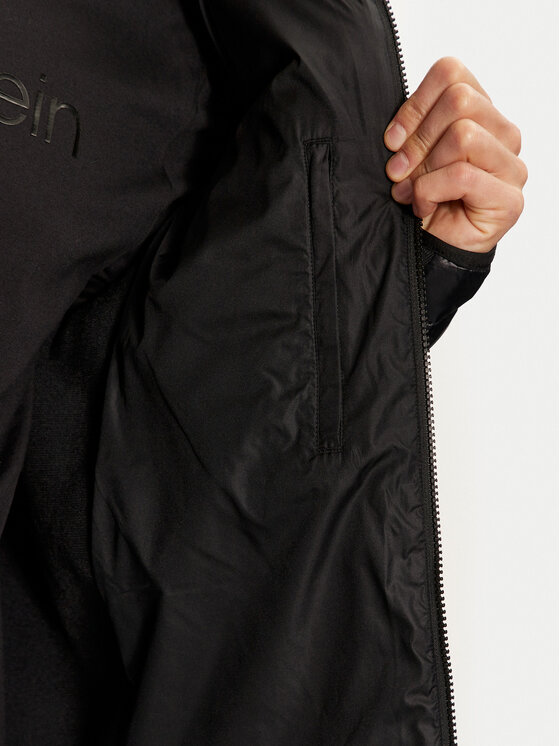 Calvin Klein Performance Calvin Klein Performance Преходно яке 00GMF4O517 Черен Regular Fit
