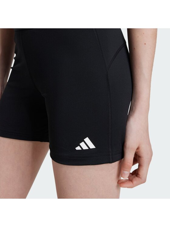 adidas adidas Szorty sportowe TECHFIT Czarny Fitted Fit