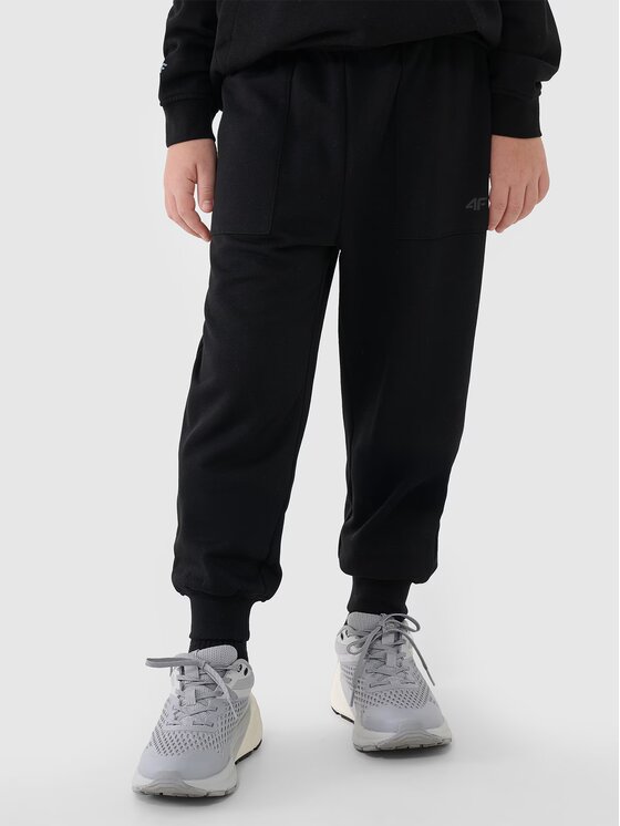 4F 4F Pantaloni da tuta 4FJRSS25TTROM1340-20S Nero Regular Fit
