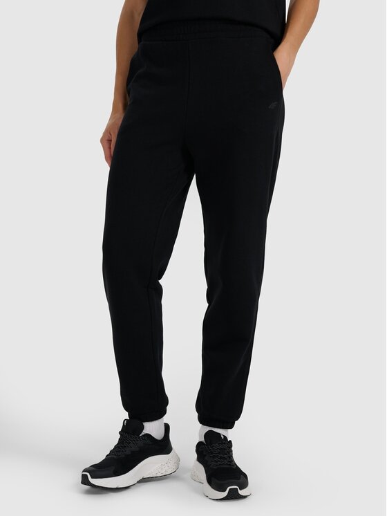 4F 4F Completo felpa, body e pantalone tuta 4FRAW25TTROF1613-20S Nero Regular Fit