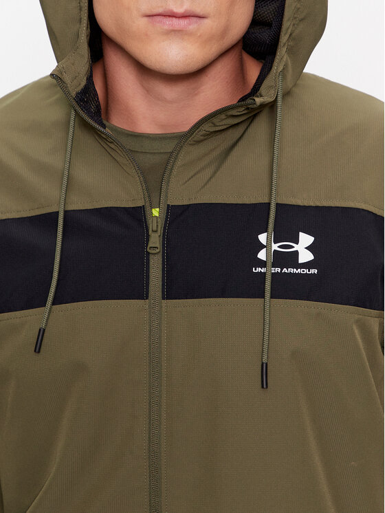 Under Armour Under Armour Windjacke Ua Sportstyle Windbreaker 1361621 Khakifarben Loose Fit