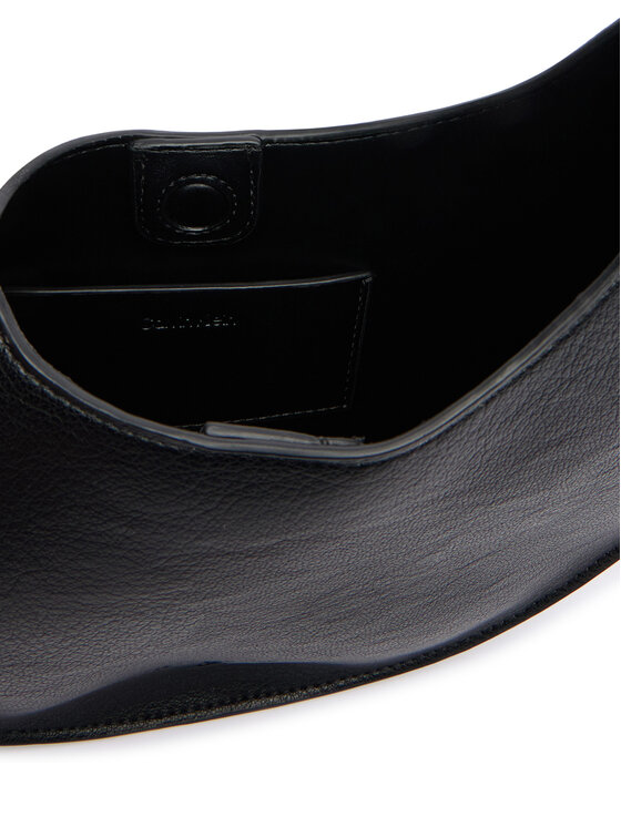 Calvin Klein Calvin Klein Geantă Asym Buckle Shoulder Bag LV04F3872G Negru