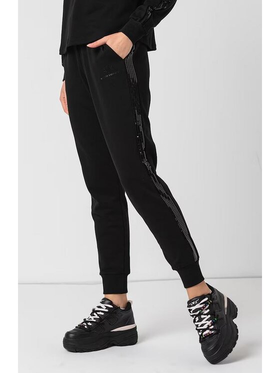Armani Exchange Armani Exchange Teplákové kalhoty 6RYP79 YJEBZ 1200 Černá Regular Fit