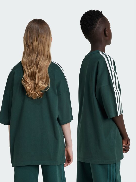 adidas adidas T-Shirt 136767 Zielony ciemny Loose Fit