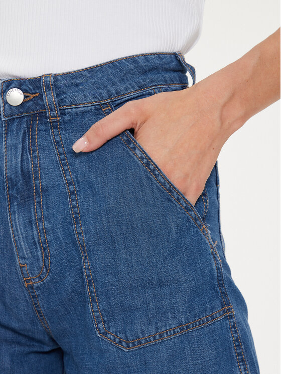 United Colors Of Benetton United Colors Of Benetton Jeans kratke hlače 42CLD9015 Modra Regular Fit