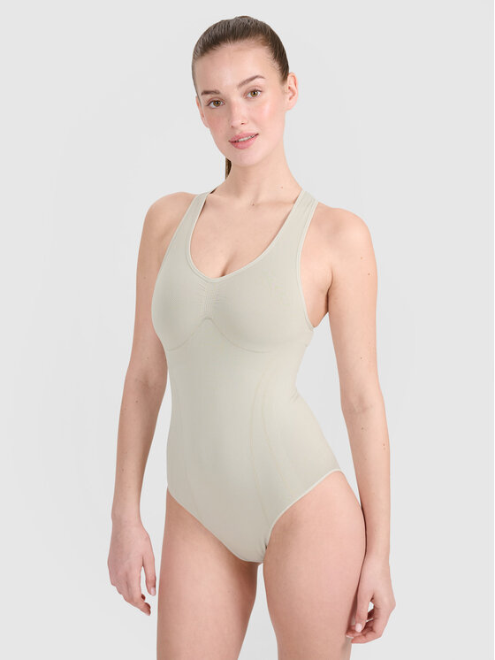 4F 4F Body TRAINING SEAMLESS Beżowy Slim Fit