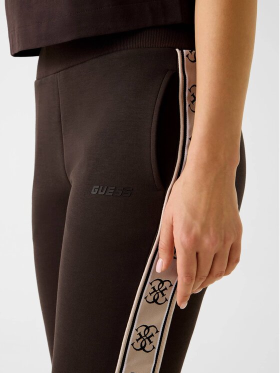 Guess Guess Παντελόνι φόρμας V2YB15 KB3P2 Καφέ Regular Fit