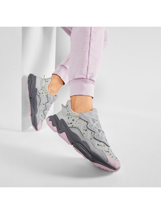 adidas adidas Αθλητικά Ozweego W FX6104 Γκρι