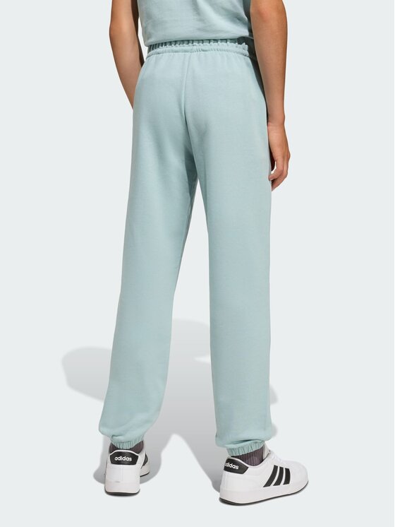 adidas adidas Spodnie materiałowe 152271 Zielony Regular Fit