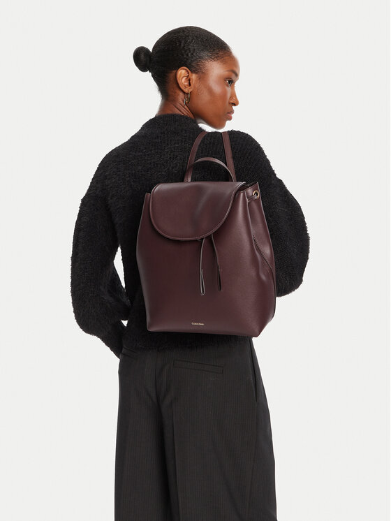 Calvin Klein Calvin Klein Seljakott Foil Logo Flap Backpack LV04F3297G Bordoopunane