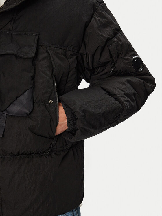 C.P. Company C.P. Company Vatovaná bunda 19CMOW013A006369M Černá Regular Fit