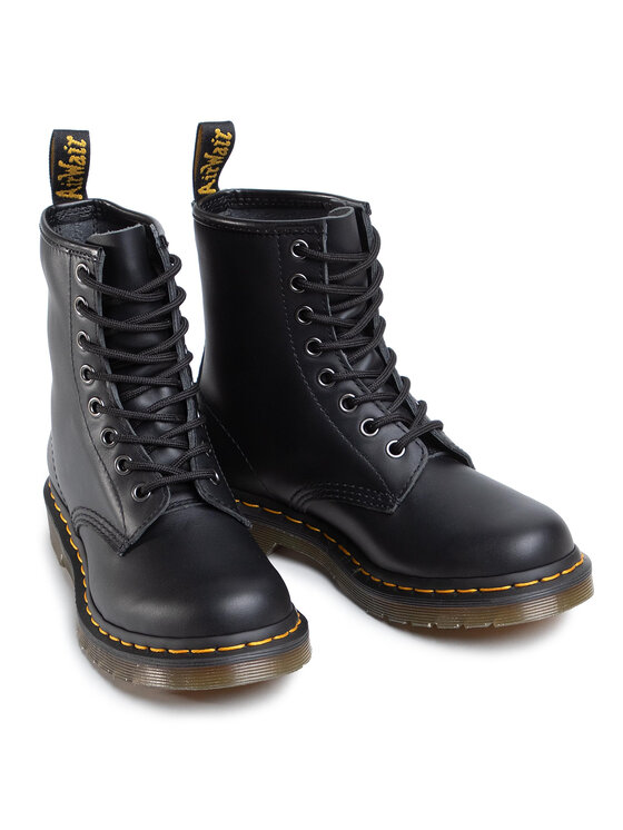 11821002 dr martens