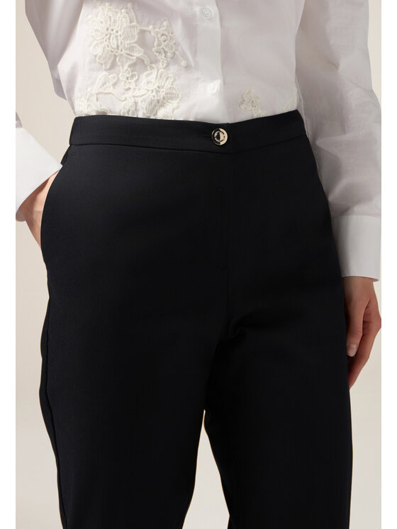 Oltre Oltre Pantaloni di tessuto P066R008590N033 Nero Regular Fit