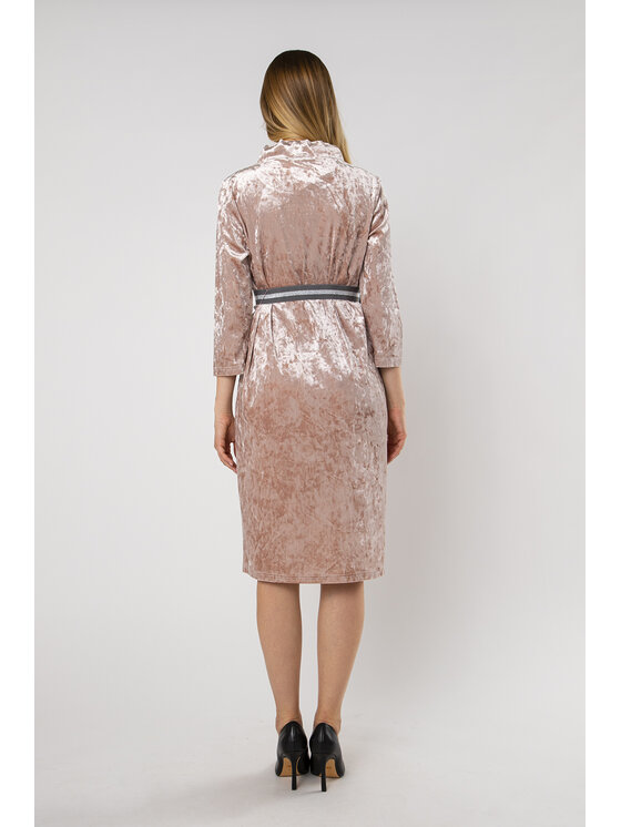 QUIOSQUE QUIOSQUE Každodenné šaty VELVEANA DRESS Ružová Regular Fit