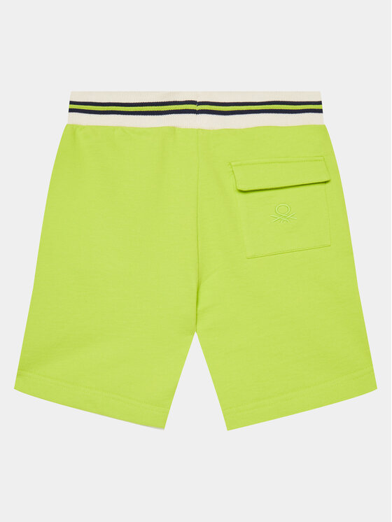 United Colors Of Benetton United Colors Of Benetton Športne kratke hlače 3BC1C902J Zelena Regular Fit