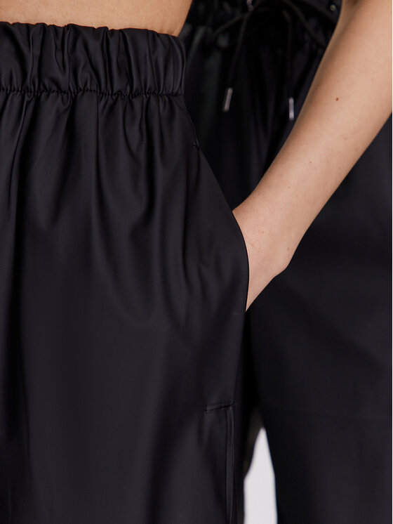 Rains Rains Штани з тканини 18560 Чорний Comfortable Fit