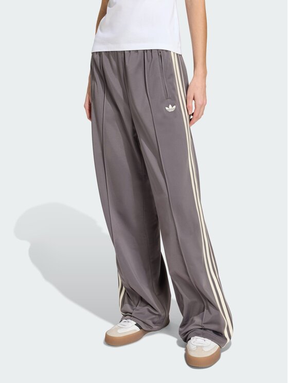 adidas adidas Spodnie dresowe 159027 Brązowy Loose Fit