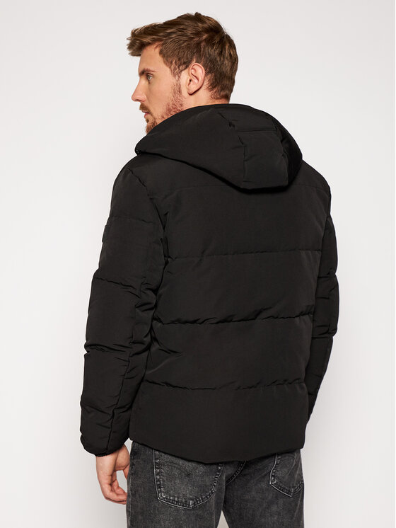 Wrangler Wrangler Zimní bunda The Bodyguard W4C8WW100 112129105 Černá Regular Fit