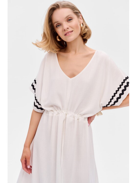blue shadow blue shadow Sukienka Aurelia Écru Regular Fit