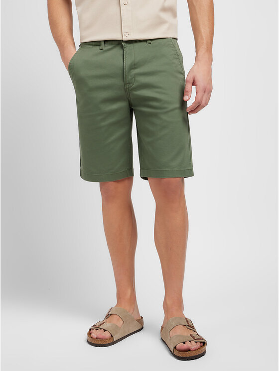 Lee Lee Szorty materiałowe REGULAR CHINO SHORT Zielony Regular Fit