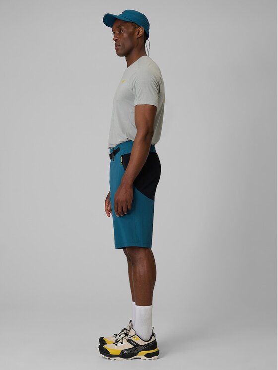 4F 4F Športové kraťasy 4FRSS26TFSHM1680-30S Tmavomodrá Regular Fit