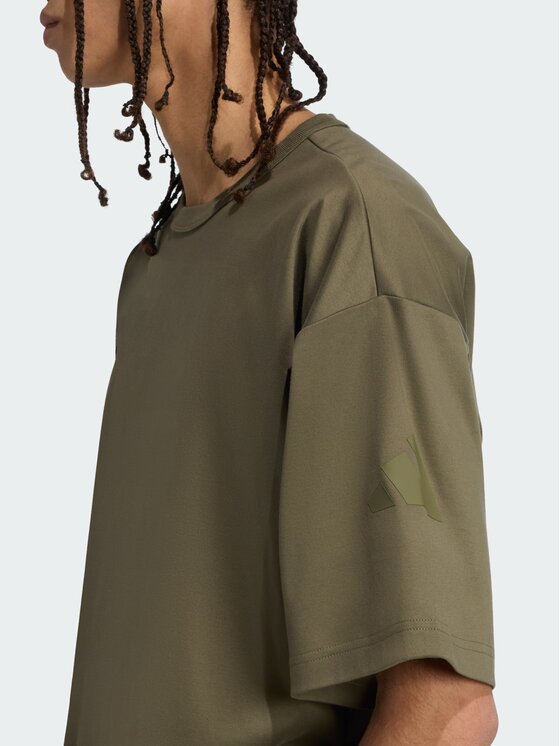 adidas adidas T-Shirt 154117 Khaki Loose Fit