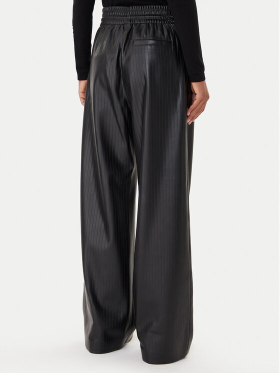 BOSS BOSS Ādas imitācijas bikses Talpina 50548123 Melns Relaxed Fit