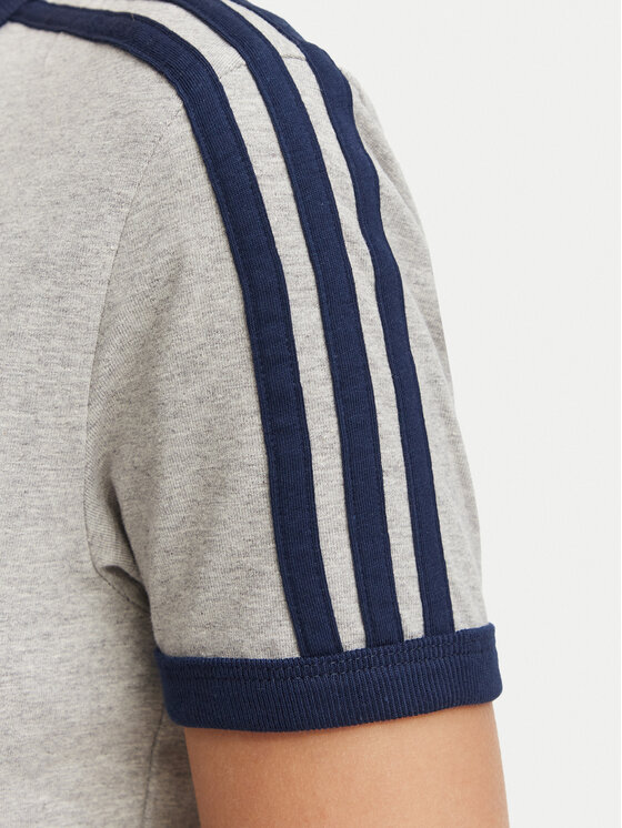 adidas adidas Kleid für den Alltag 3 Stripes KS4764 Hellgrau Slim Fit