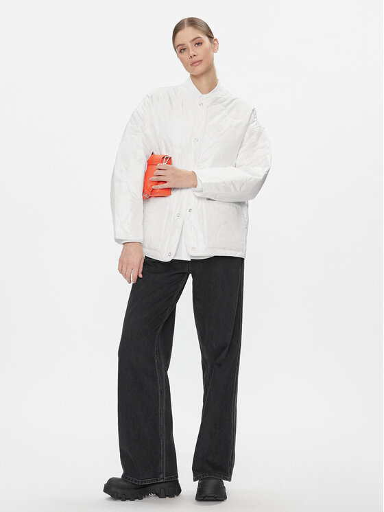 Tommy Jeans Tommy Jeans Преходно яке Tjw Onion Quilt Liner Jacket DW0DW17235 Бял Regular Fit