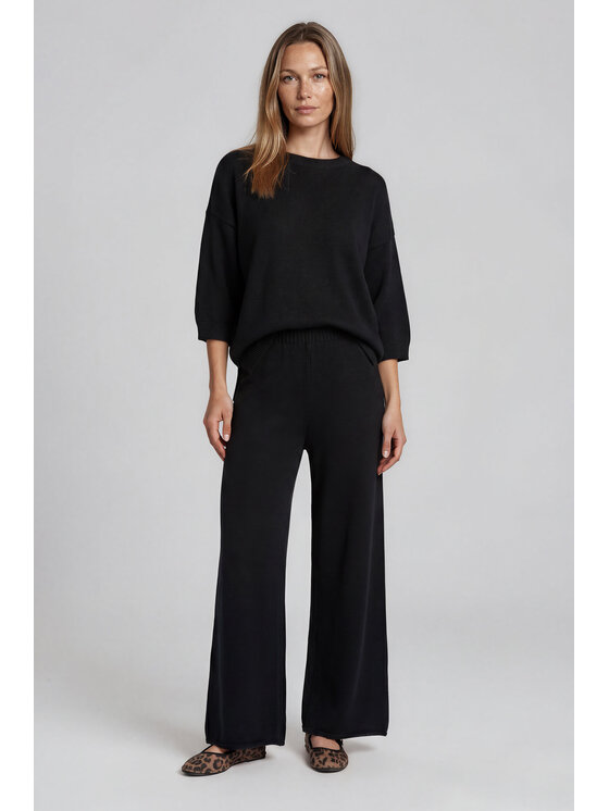 Fobya Fobya Spodnie materiałowe F3011 Czarny Basic Fit