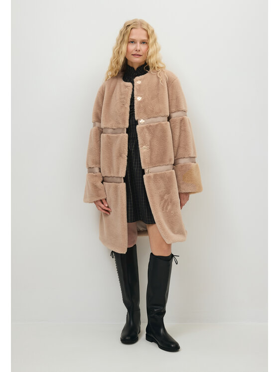 BIZUU BIZUU Kožešina SORRENTO FAUX FUR LAPEL COAT Hnědá Standard Fit