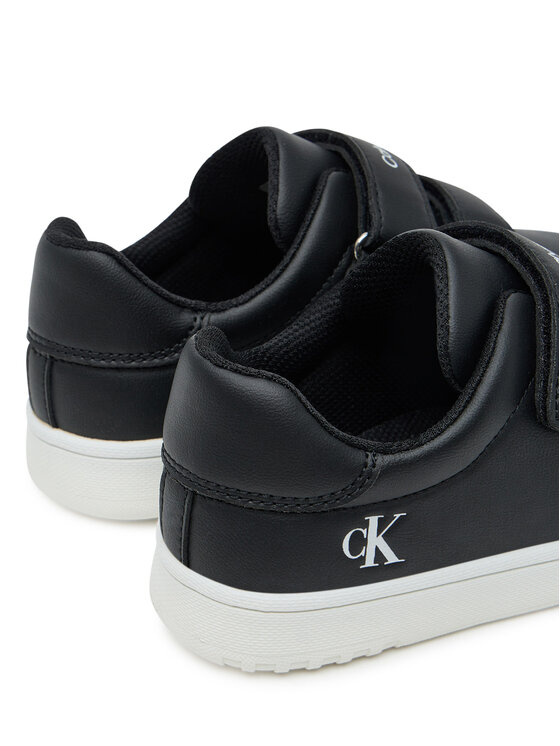 Calvin Klein Calvin Klein Сникърси V1X9-83151-1355 S Черен