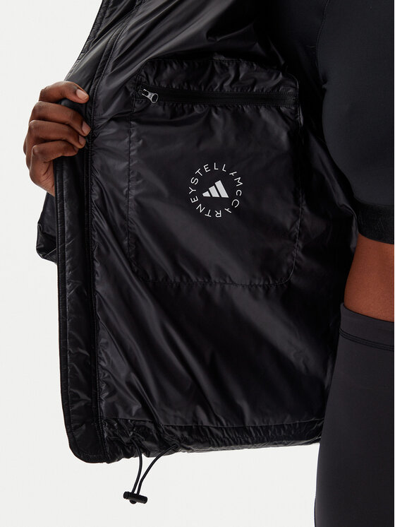 adidas by Stella McCartney adidas by Stella McCartney Žieminė striukė Winter IW9842 Juoda Loose Fit