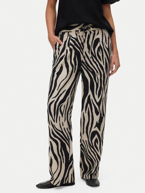 Vero Moda Vero Moda Medžiaginės kelnės Jesmilo 10287363 Juoda Regular Fit