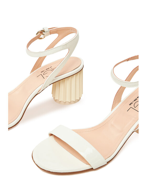 AGL AGL Sandalen Dorica M D684002PCKB149G462 Beige