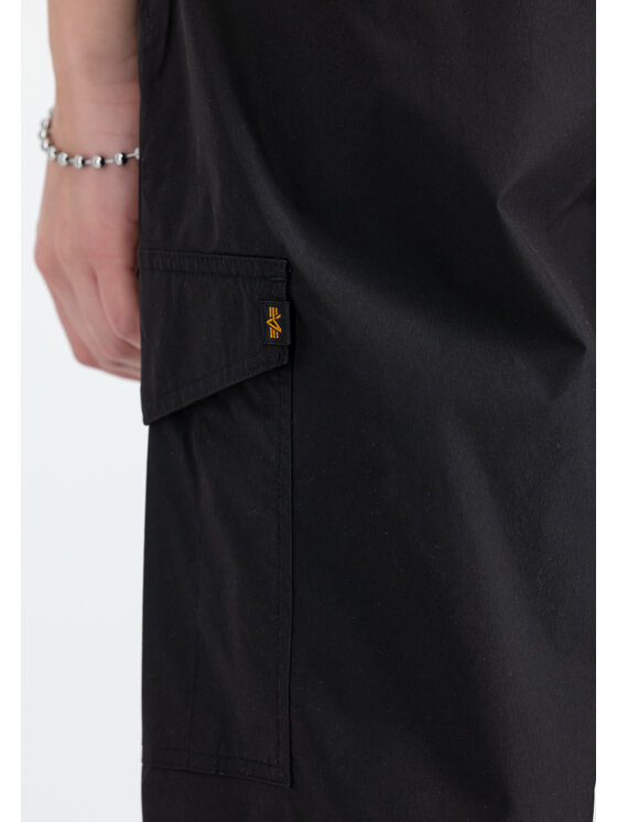 Alpha Industries Alpha Industries Spodnie cargo Nylon Pant Women Czarny Loose Fit