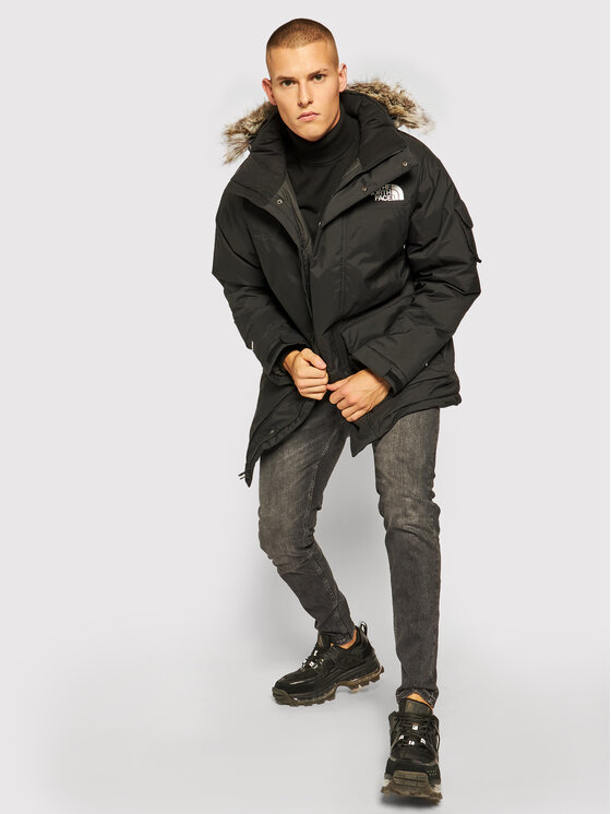 The North Face The North Face Kurtka puchowa Recycled Mcmurdo NF0A4M8G Czarny Regular Fit