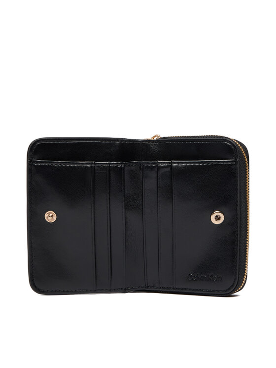 Calvin Klein Calvin Klein Maža Moteriška Piniginė Ck Croc Medium Flap Zip Around LV04F1095G Juoda