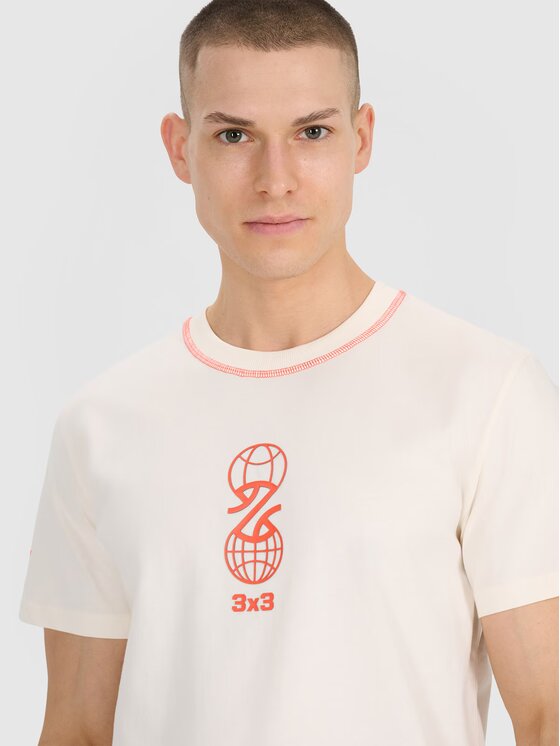 4F 4F T-Shirt BASKET Biały Regular Fit