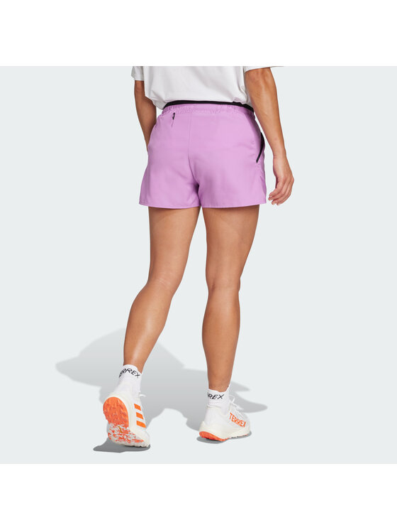 adidas adidas Szorty sportowe 144093 Fioletowy Regular Fit