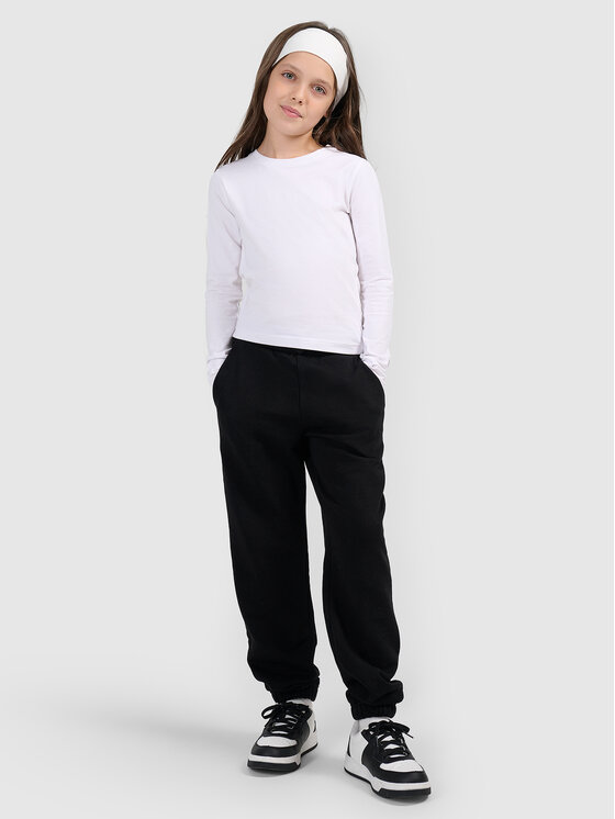 4F 4F Spodnie dresowe BASIC+ Czarny Oversize