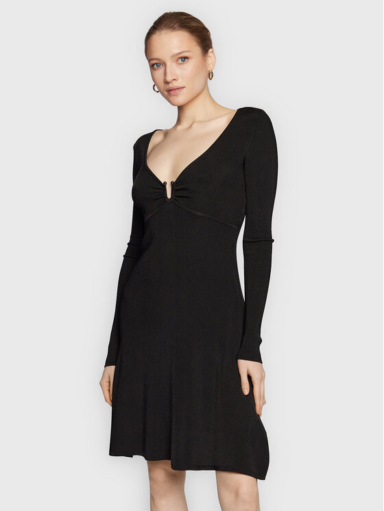 Guess Guess Trikotažinė suknelė W3RK36 Z30K0 Juoda Slim Fit