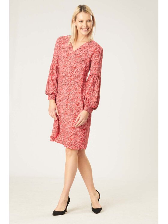 QUIOSQUE QUIOSQUE Každodenné šaty BUG DRESS Červená Regular Fit